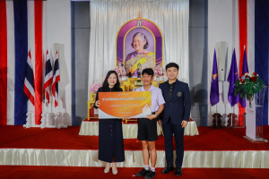 โรงเรียนฝางชนูปถัมภ์ขอแสดงความยินดีกับนายอภิรักษ์ บุญต๊ะ นักเรียนชั้นมัธยมศึกษาปีที่ 6ได้รับรางวัลรองชนะเลิศอันดับ 1 การแข่งขันกล่าวสุนทรพจน์ทางกฎหมาย การแข่งขันทักษะทางวิชาการด้านกฎหมายแห่งประเทศไทย (รอบชิงชนะเลิศ)